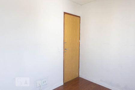 Quarto 2 de apartamento para alugar com 2 quartos, 48m² em Jardim Ísis, Cotia