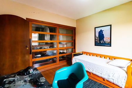 Casa à venda com 287m², 4 quartos e 3 vagasQuarto 3