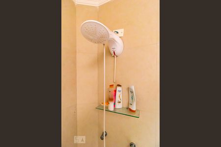 Casa à venda com 287m², 4 quartos e 3 vagasChuveiro