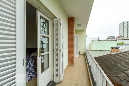 Casa para alugar com 300m², 4 quartos e 5 vagasVaranda quarto 1 e 2