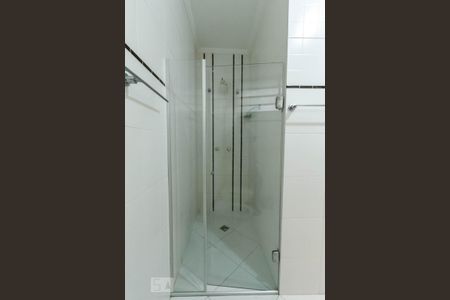 Casa para alugar com 300m², 4 quartos e 5 vagasBanheiro da suíte