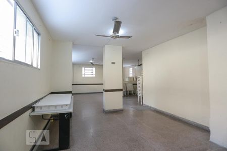 Apartamento à venda com 66m², 2 quartos e 1 vagaÁrea comum - Salão de festas
