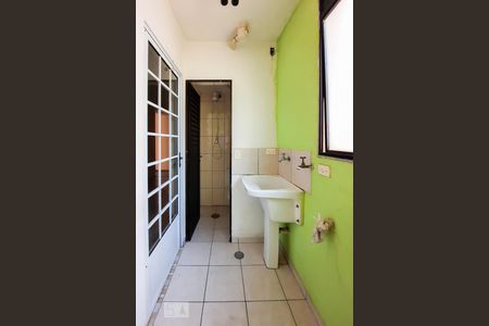 Apartamento para alugar com 76m², 2 quartos e 1 vaga Apartamento para alugar com 76m², 2 quartos e 1 vagaÁrea de Serviço