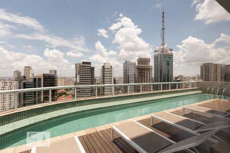 Studio para alugar com 30m², 1 quarto e 1 vaga Studio para alugar com 30m², 1 quarto e 1 vagaÁrea comum - Piscina