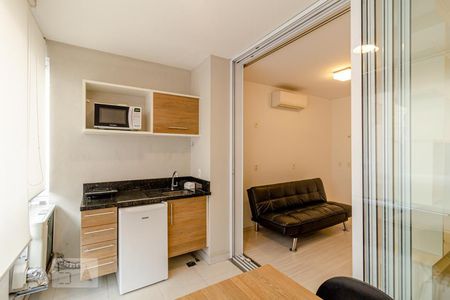 Studio para alugar com 30m², 1 quarto e 1 vaga Studio para alugar com 30m², 1 quarto e 1 vagaVaranda e Cozinha