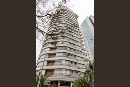 Studio para alugar com 30m², 1 quarto e 1 vaga Studio para alugar com 30m², 1 quarto e 1 vagaFachada