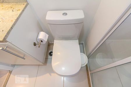 Studio para alugar com 30m², 1 quarto e 1 vaga Studio para alugar com 30m², 1 quarto e 1 vagaBanheiro