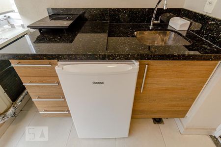 Studio para alugar com 30m², 1 quarto e 1 vaga Studio para alugar com 30m², 1 quarto e 1 vagaVaranda e Cozinha