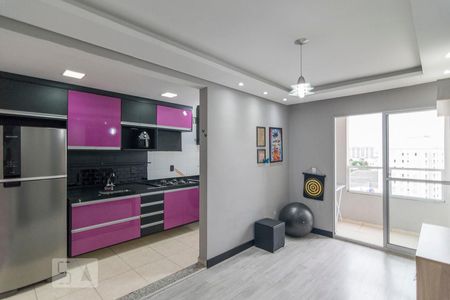Sala de apartamento para alugar com 2 quartos, 50m² em Utinga, Santo André