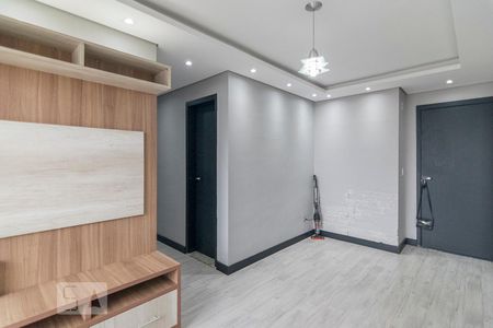 Sala de apartamento para alugar com 2 quartos, 50m² em Utinga, Santo André