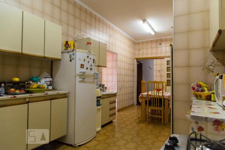 Casa à venda com 400m², 5 quartos e 8 vagasCozinha