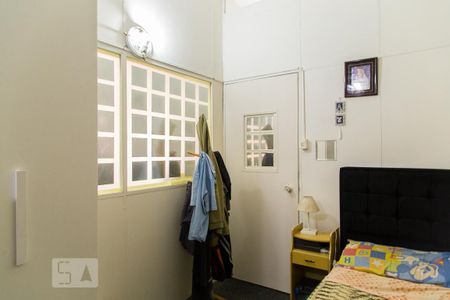 Casa à venda com 400m², 5 quartos e 8 vagasQuarto 2 da edícula