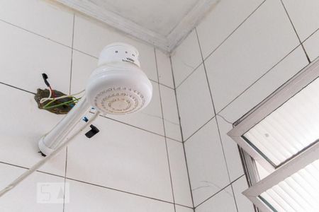 Casa à venda com 400m², 5 quartos e 8 vagasBanheiro da suíte - Chuveiro