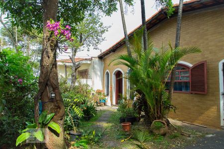 Casa à venda com 400m², 5 quartos e 8 vagasVaranda