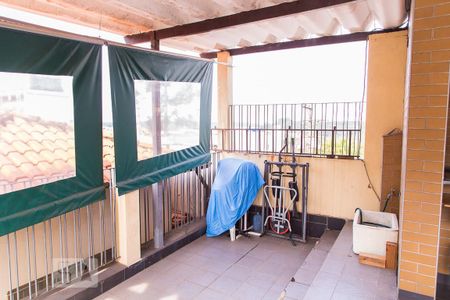 Casa à venda com 400m², 5 quartos e 8 vagasÁrea da churrasqueira