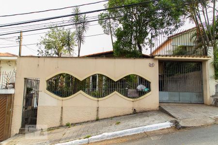 Casa à venda com 400m², 5 quartos e 8 vagasFachada