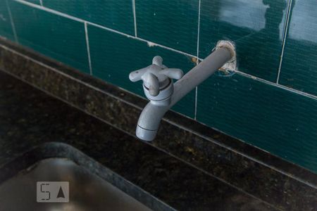 Casa à venda com 400m², 5 quartos e 8 vagasÁrea da churrasqueira - Torneira