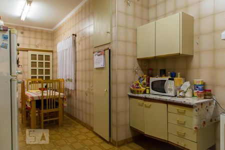 Casa à venda com 400m², 5 quartos e 8 vagasCozinha