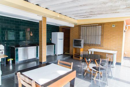 Casa à venda com 400m², 5 quartos e 8 vagasÁrea da churrasqueira