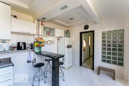 Apartamento à venda com 137m², 3 quartos e sem vagaCozinha 