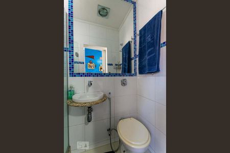 Apartamento à venda com 137m², 3 quartos e sem vagaBanheiro da Suite 2