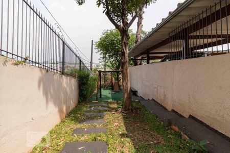 Apartamento à venda com 72m², 2 quartos e 1 vagaÁrea Comum - Playground