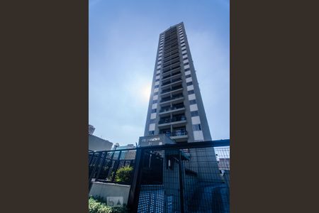 Apartamento para alugar com 64m², 2 quartos e 1 vaga Apartamento para alugar com 64m², 2 quartos e 1 vagaFachada