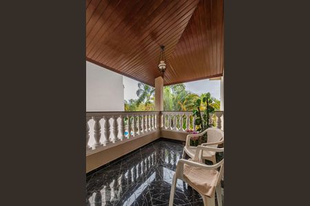 Casa de condomínio para alugar com 600m², 4 quartos e 6 vagasVaranda da Cozinha