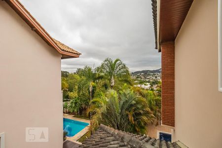 Casa de condomínio para alugar com 600m², 4 quartos e 6 vagasVista da Suíte 1