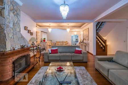 Sala de casa de condomínio à venda com 4 quartos, 600m² em Tamboré, Santana de Parnaíba