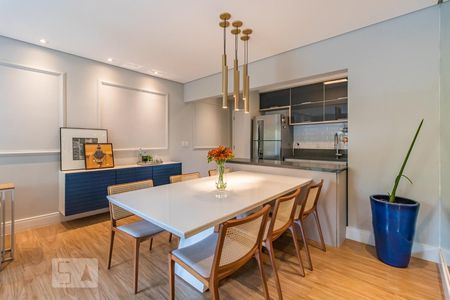 Sala de apartamento para alugar com 3 quartos, 87m² em Jardim Tupanci, Barueri