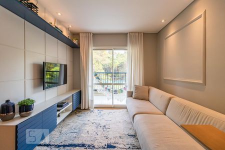 Sala de apartamento para alugar com 3 quartos, 87m² em Jardim Tupanci, Barueri