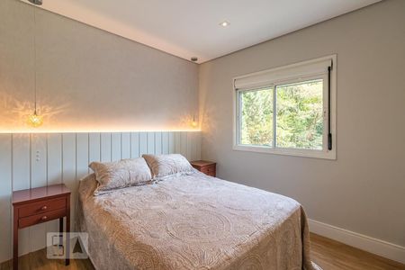 Suíte de apartamento para alugar com 3 quartos, 87m² em Jardim Tupanci, Barueri