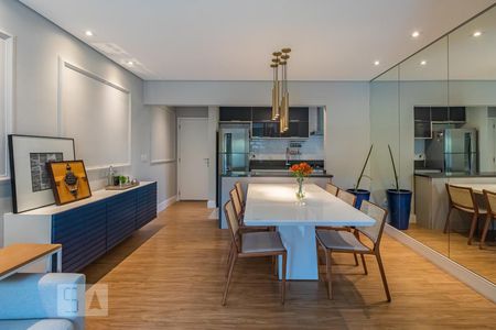 Sala de apartamento para alugar com 3 quartos, 87m² em Jardim Tupanci, Barueri