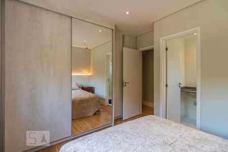 Suíte de apartamento para alugar com 3 quartos, 87m² em Jardim Tupanci, Barueri