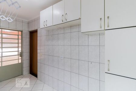 Casa à venda com 190m², 3 quartos e 2 vagas Casa à venda com 190m², 3 quartos e 2 vagasÁrea de Serviço