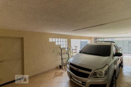 Casa à venda com 190m², 3 quartos e 2 vagas Casa à venda com 190m², 3 quartos e 2 vagasGaragem