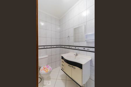 Casa à venda com 190m², 3 quartos e 2 vagas Casa à venda com 190m², 3 quartos e 2 vagasBanheiro de Serviço