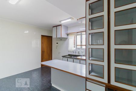 Casa à venda com 190m², 3 quartos e 2 vagas Casa à venda com 190m², 3 quartos e 2 vagasCozinha