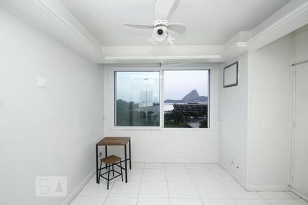 Apartamento para alugar com 99m², 2 quartos e sem vagaQuarto 1