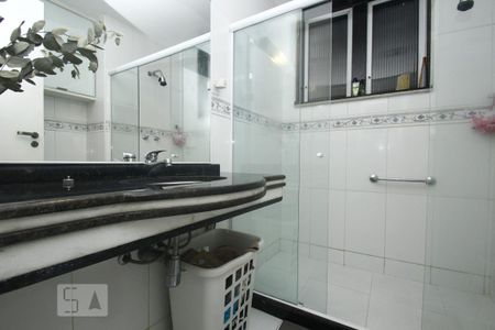 Apartamento para alugar com 99m², 2 quartos e sem vagaBanheiro