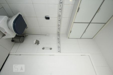 Apartamento para alugar com 99m², 2 quartos e sem vagaBanheiro