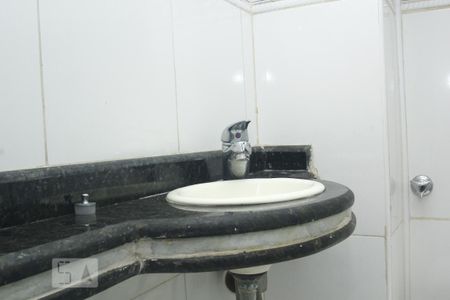 Apartamento para alugar com 99m², 2 quartos e sem vagaBanheiro de Serviço