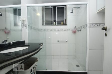 Apartamento para alugar com 99m², 2 quartos e sem vagaBanheiro