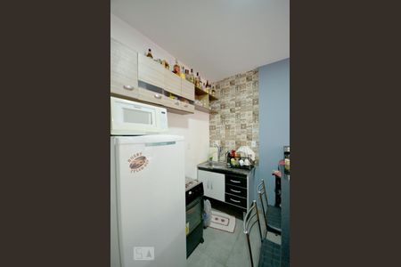 Cozinha de apartamento para alugar com 1 quarto, 35m² em Liberdade, São Paulo