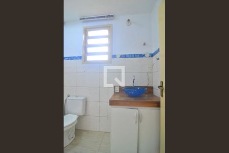 Banheiro Social de apartamento para alugar com 1 quarto, 40m² em Marechal Rondon, Canoas