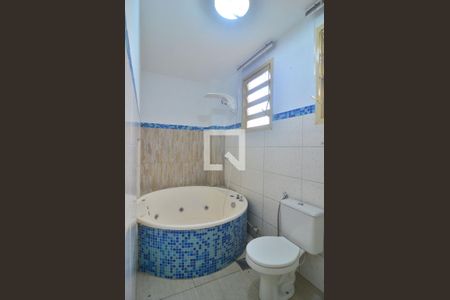 Banheiro Social de apartamento para alugar com 1 quarto, 40m² em Marechal Rondon, Canoas