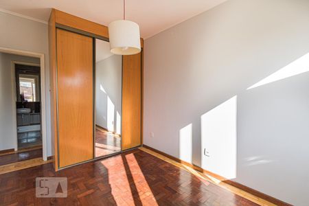 Quarto de apartamento para alugar com 1 quarto, 57m² em Higienópolis, Porto Alegre