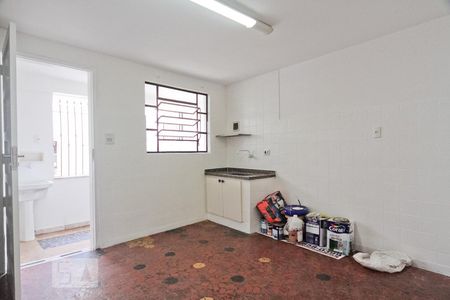 Sala e cozinha de casa à venda com 4 quartos, 250m² em Jardim Monjolo, São Paulo