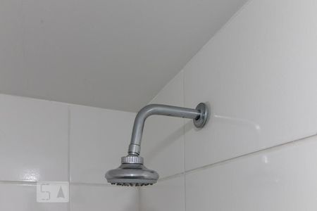 Apartamento à venda com 35m², 1 quarto e sem vagaChuveiro
